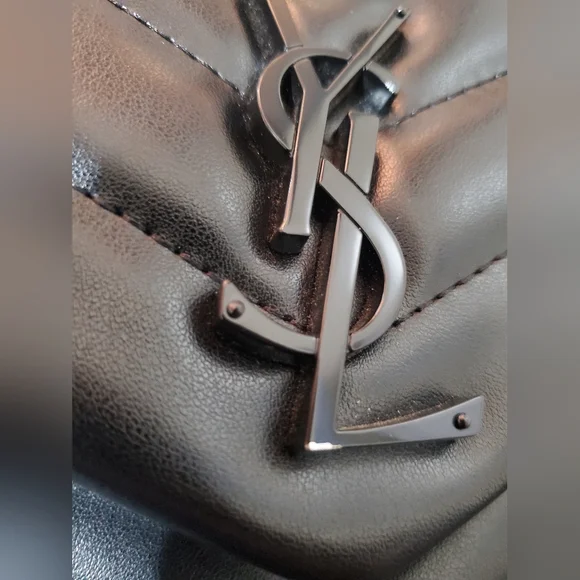 Black Quilted Chain Shoulder Bag - Picture 3 of 6